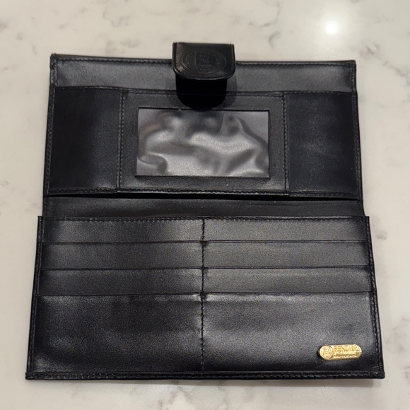 Fendi Black Textured Leather Wallet - Picture 5 of 10